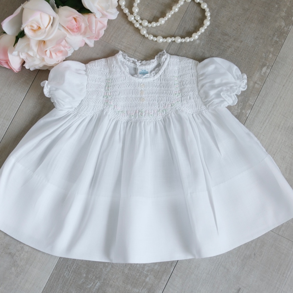 Smocked White Vintage Newborn Dress Feltman Brothers First Portraits NWT Newborn
